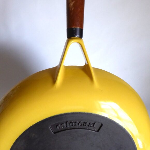 VINTAGE 11” SKILLET WATERFORD IRELAND COLORCAST YELLOW ENAMEL CAST IRON SKILLET - Picture 14 of 15